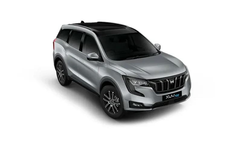 
								Mahindra XUV700 full									