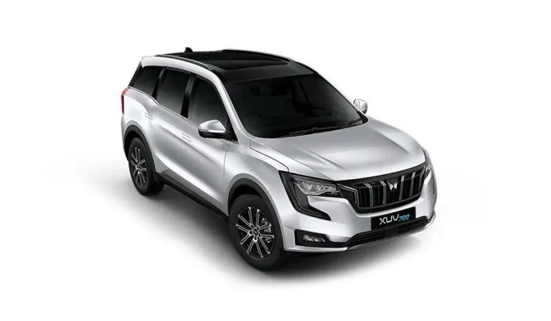 
								Mahindra XUV700 full									